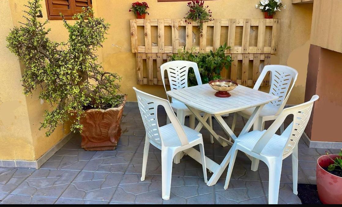 Flora House Otel Brindisi Dış mekan fotoğraf
